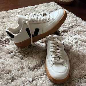 Veja White Sneakers with Beige Accents size 36